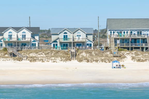 3994 Island Drive - Image 1